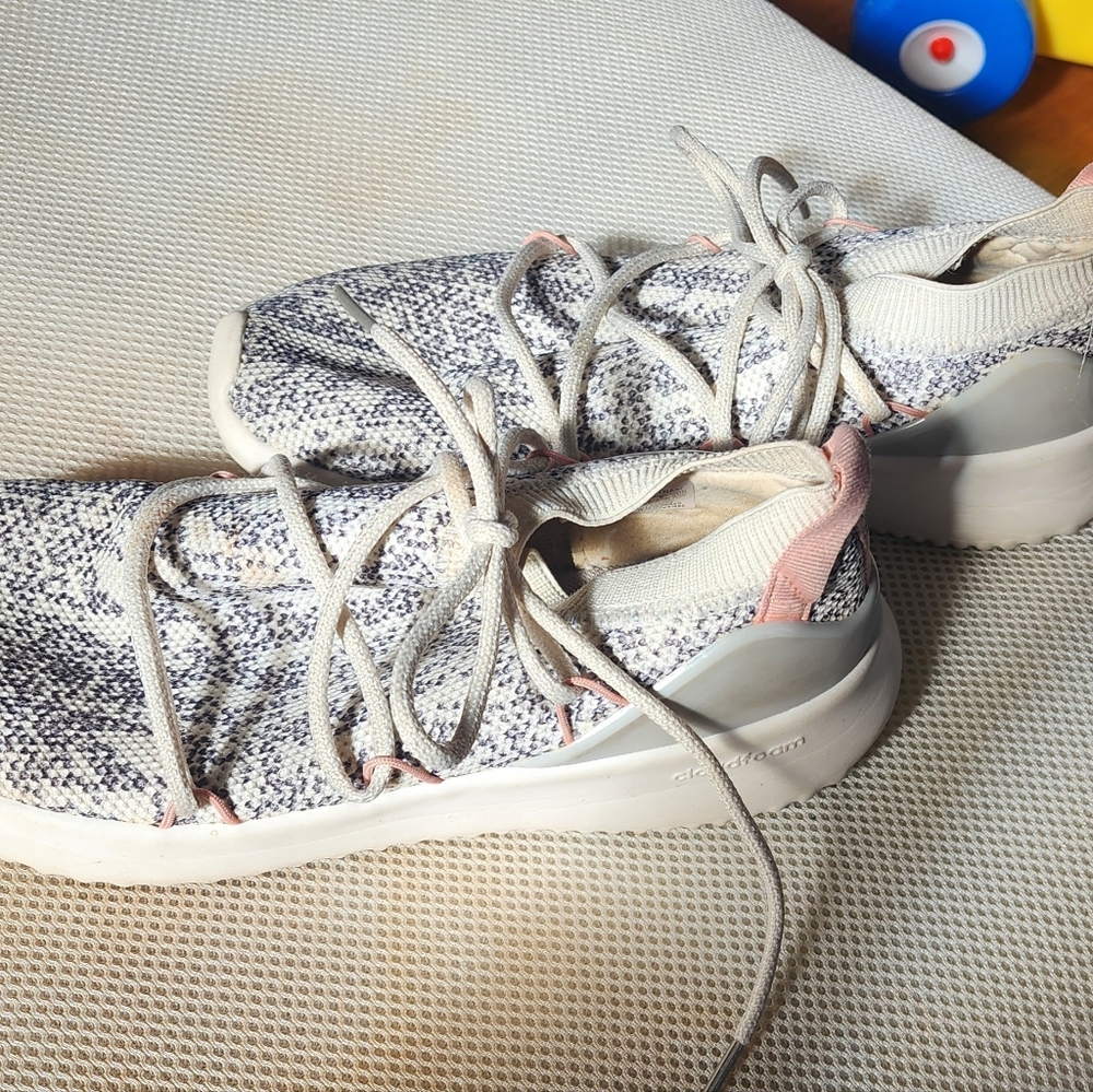 Adidas Tennis Shoes